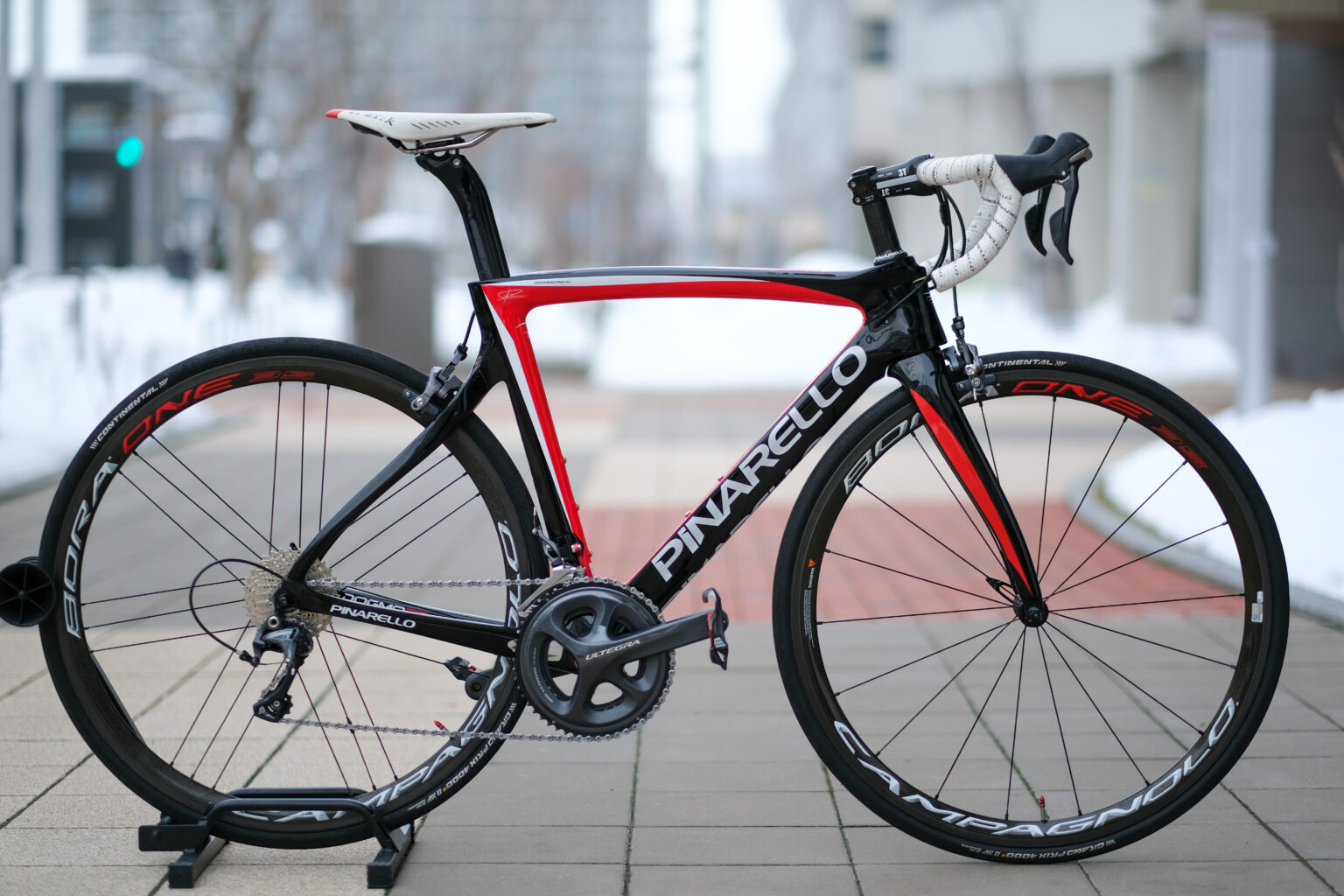 PINARELLO DOGMA F8 (中古車)入荷しました