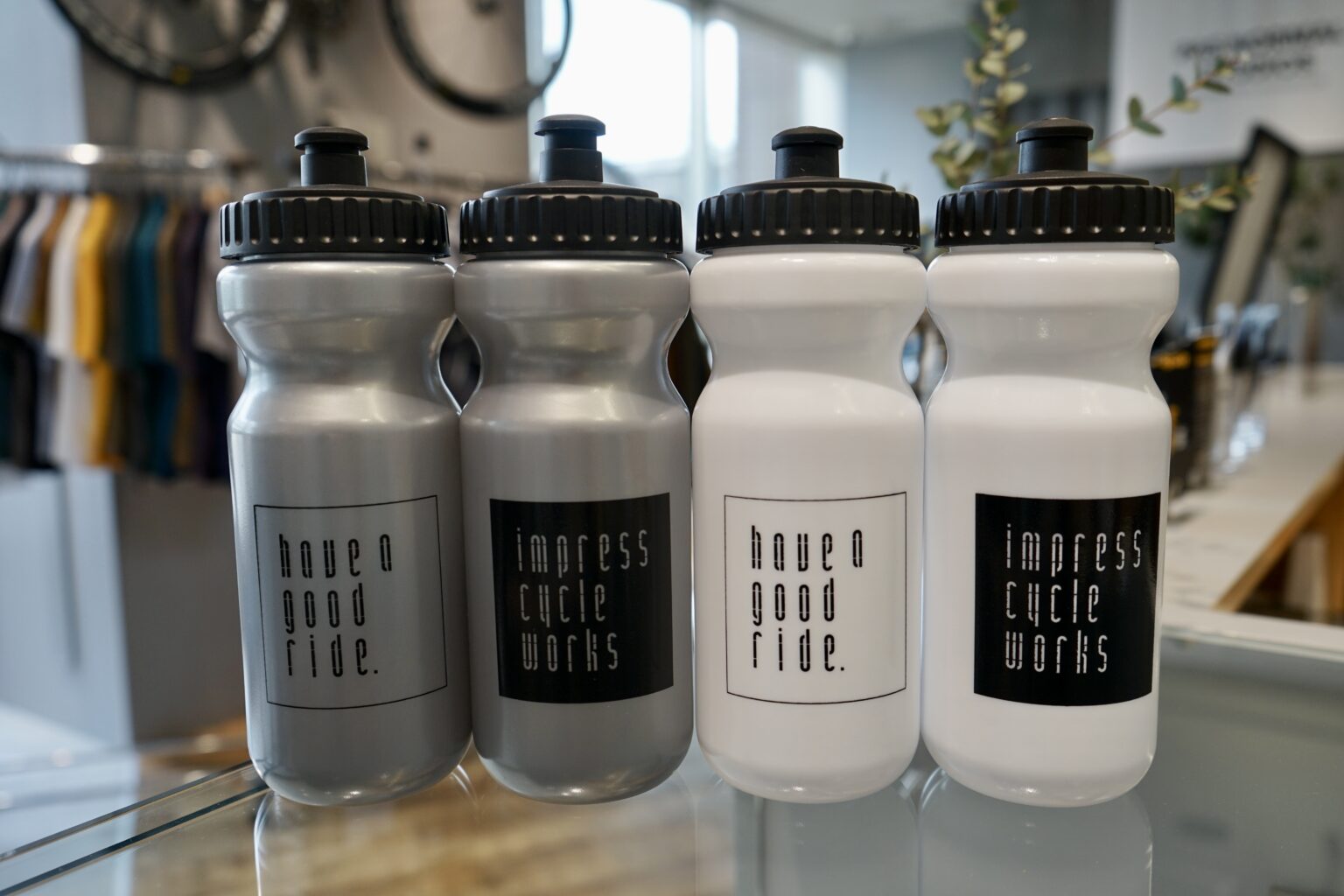 impress cycle works オリジナルボトルができたよ！