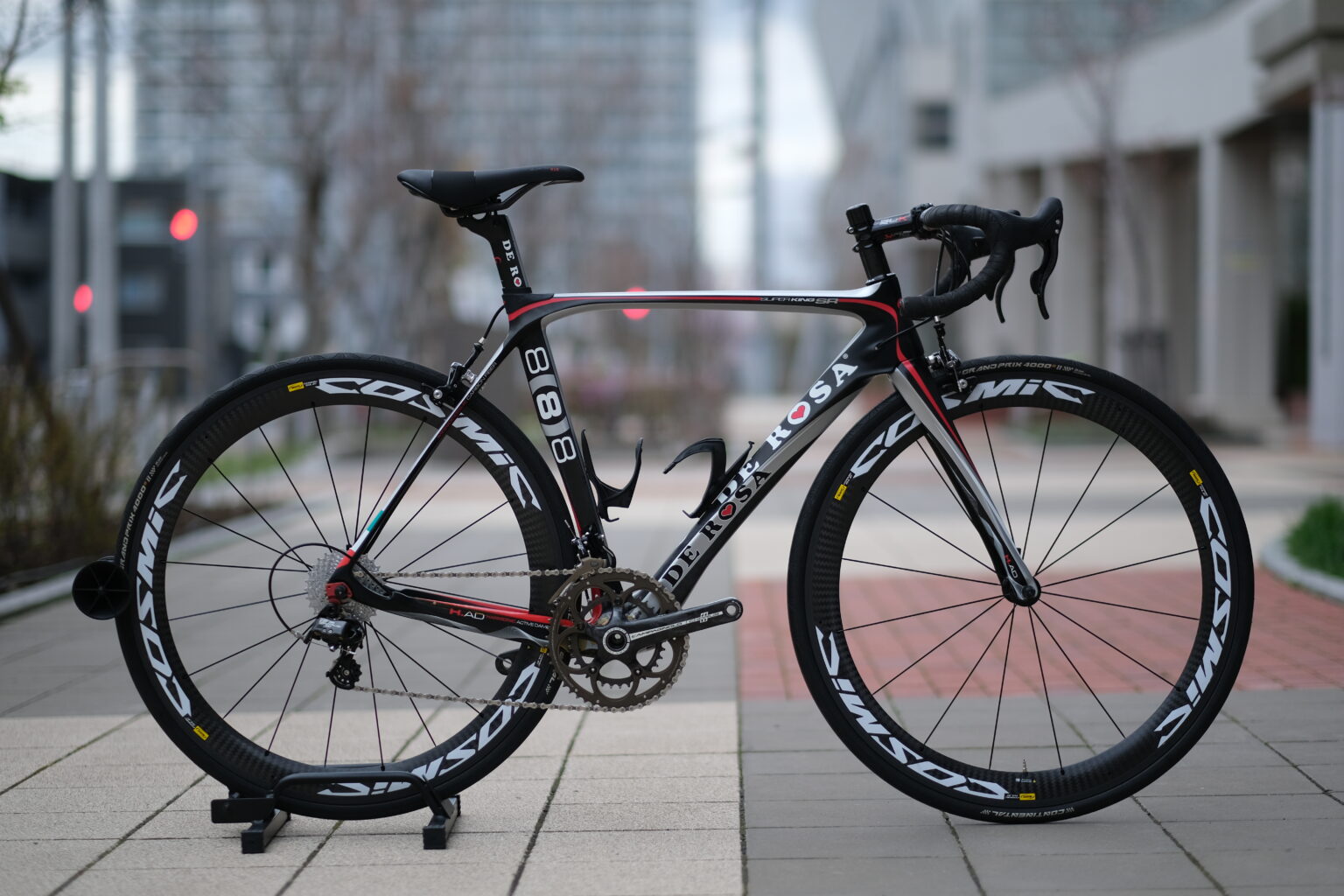 DE ROSA「SUPERKING SR」(中古車)入荷しました