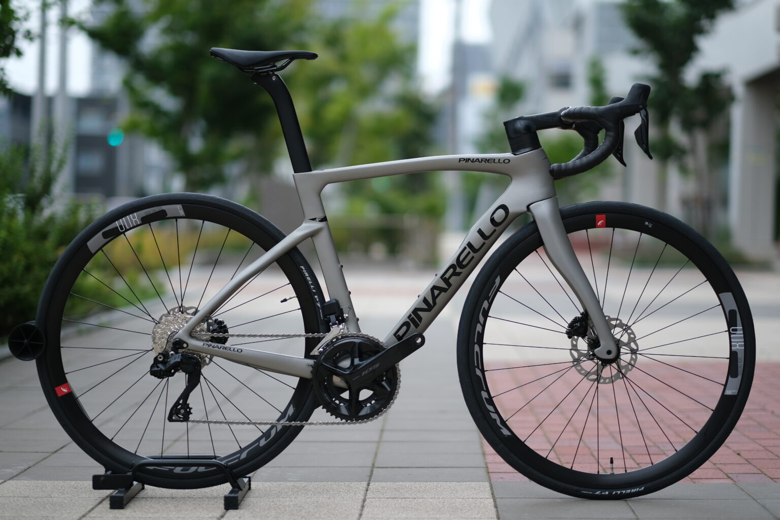 PINARELLO「F5」入荷しました