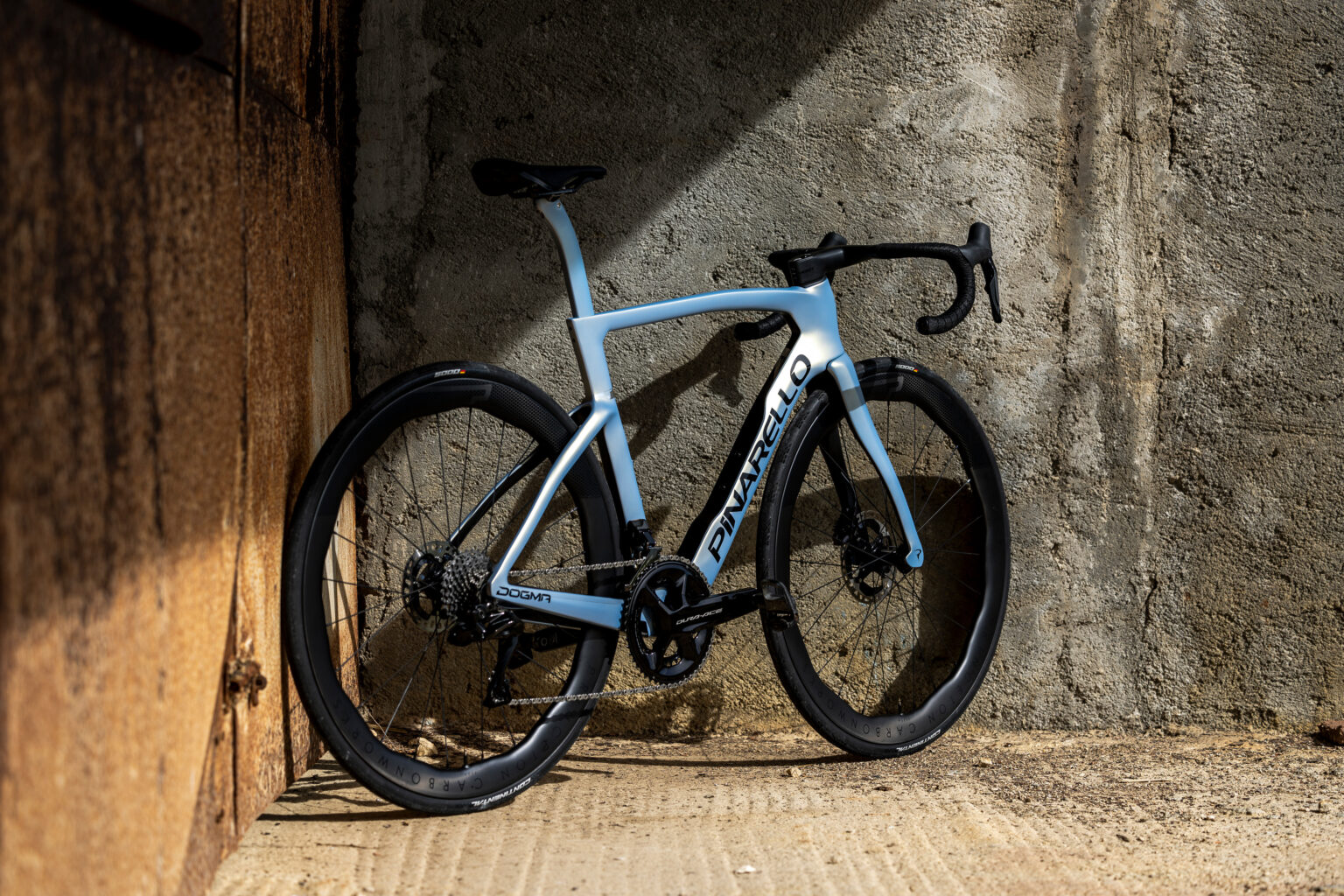 新型Pinarello DOGMA F 発表されました。