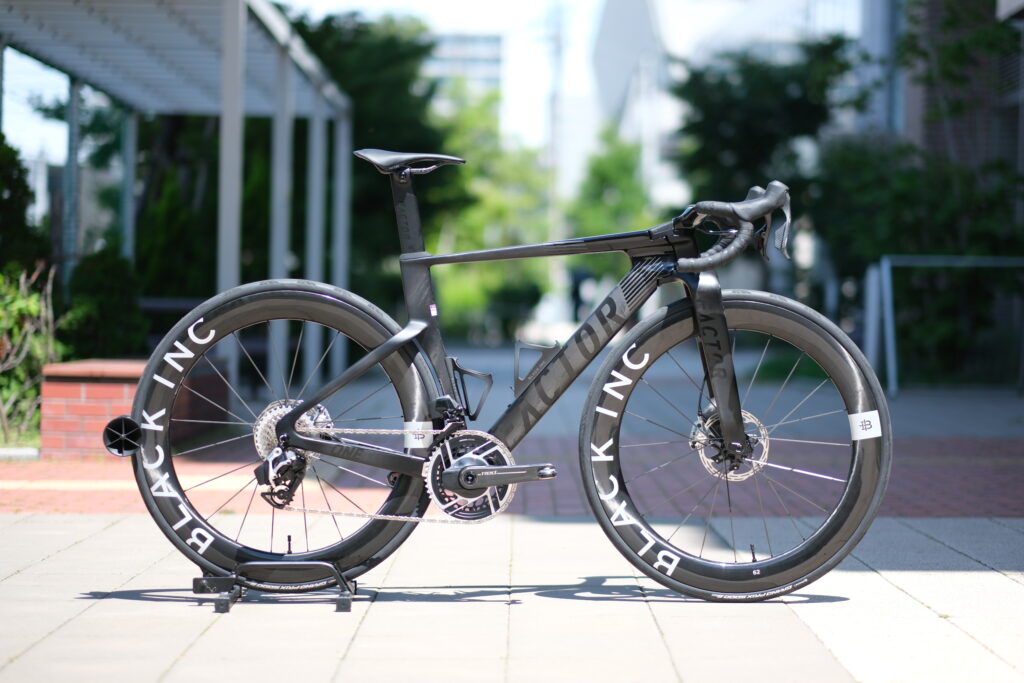 Custmor’s Bike「FACTOR ONE」